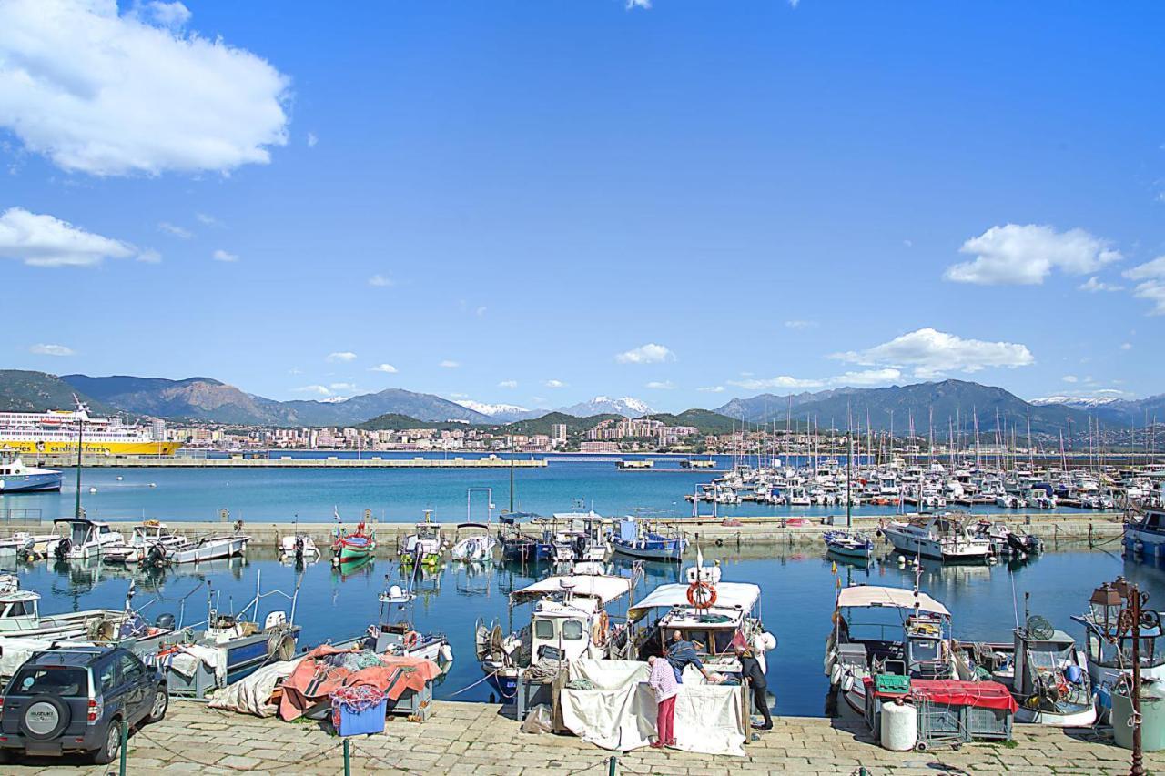 Superb Flat In The Heart Of The Historic Centre Of Ajaccio - Welkeys Appartamento Esterno foto